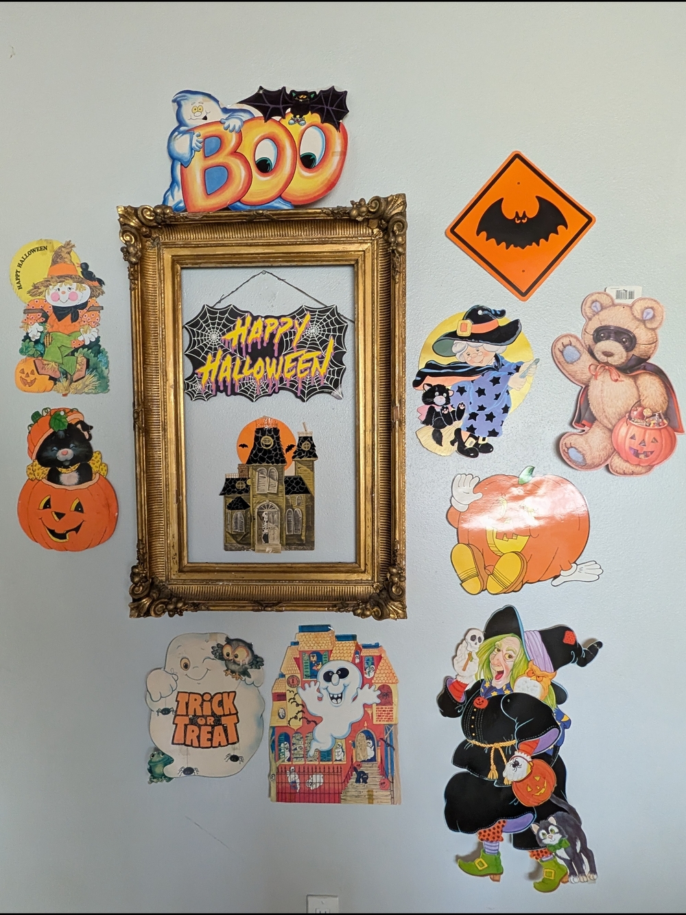 Vtg Lot 1980s-90s Halloween Wall Dicuts - Picture 2 of 10
